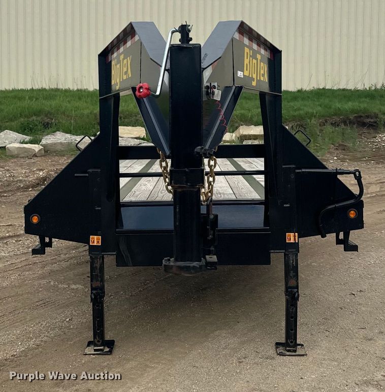 image for item EJ2698 2023 Big Tex 22GN-40BK8SIR equipment trailer
