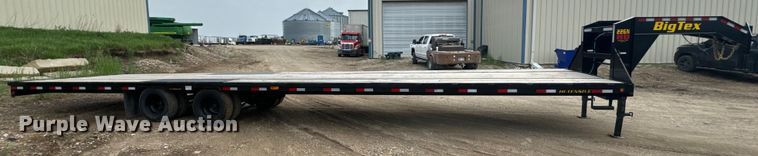 image for item EJ2698 2023 Big Tex 22GN-40BK8SIR equipment trailer