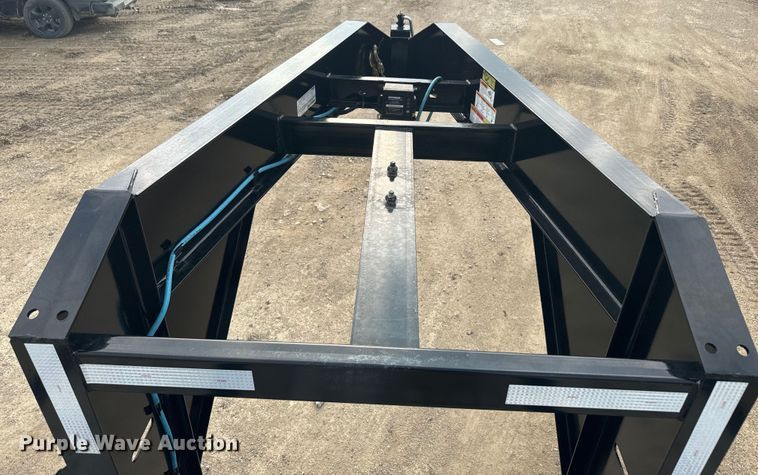 image for item EJ2698 2023 Big Tex 22GN-40BK8SIR equipment trailer