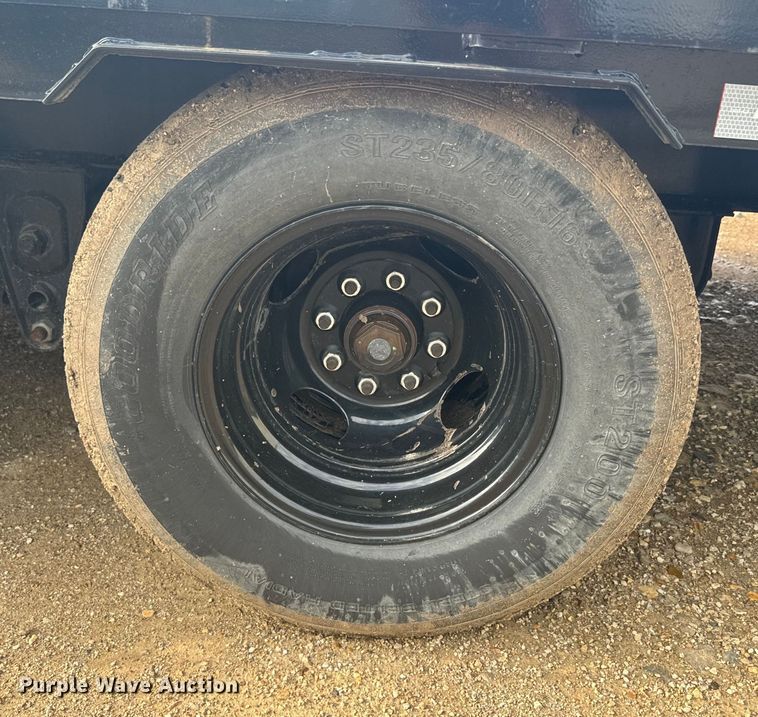 image for item EJ2698 2023 Big Tex 22GN-40BK8SIR equipment trailer