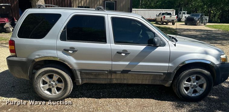 image for item EJ2769 2007 Ford Escape XLT SUV
