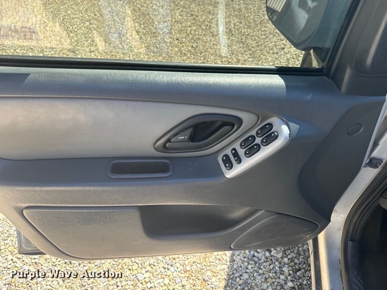 image for item EJ2769 2007 Ford Escape XLT SUV