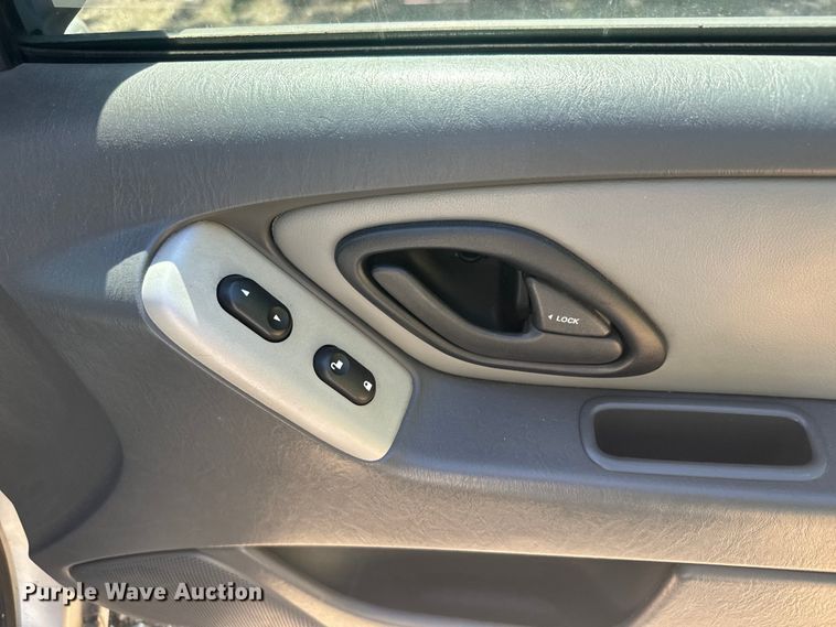 image for item EJ2769 2007 Ford Escape XLT SUV