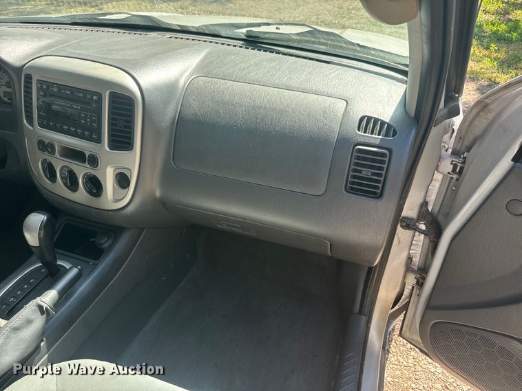 image for item EJ2769 2007 Ford Escape XLT SUV