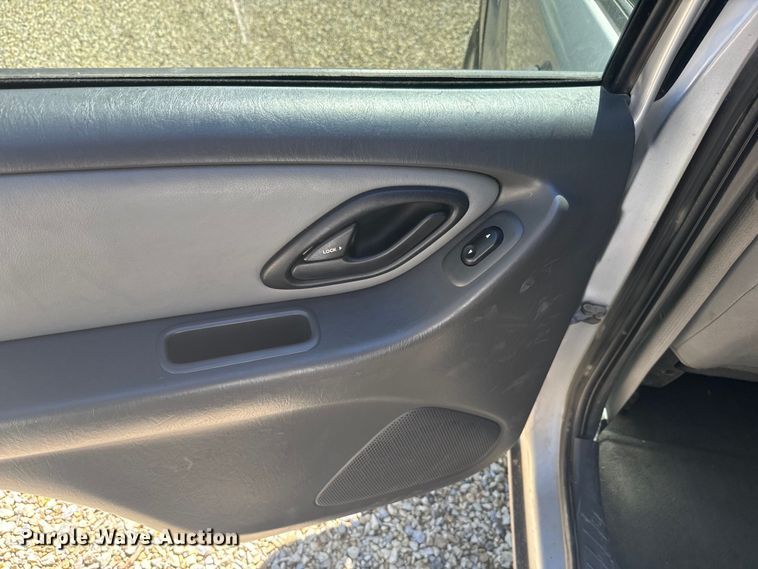 image for item EJ2769 2007 Ford Escape XLT SUV