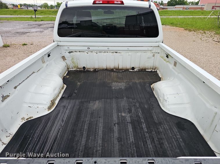 image for item EJ5387 2013 Nissan  Frontier  King Cab pickup truck