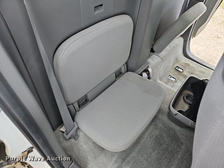 image for item EJ5387 2013 Nissan  Frontier  King Cab pickup truck