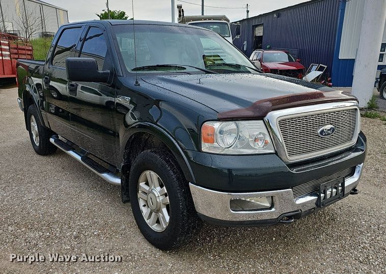 image for item EJ5388 2004 Ford F150 SuperCrew pickup truck