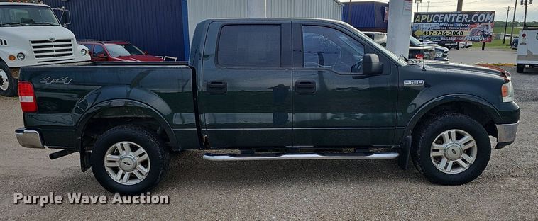 image for item EJ5388 2004 Ford F150 SuperCrew pickup truck
