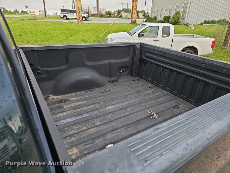 image for item EJ5388 2004 Ford F150 SuperCrew pickup truck