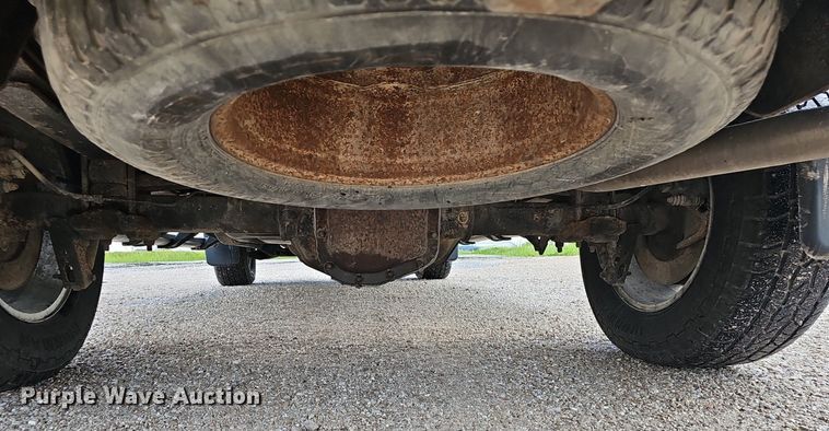 image for item EJ5388 2004 Ford F150 SuperCrew pickup truck