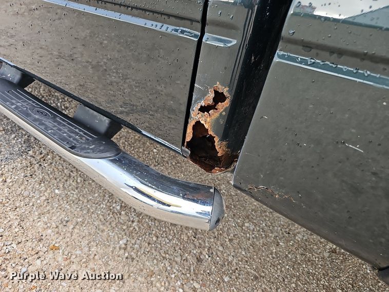 image for item EJ5388 2004 Ford F150 SuperCrew pickup truck