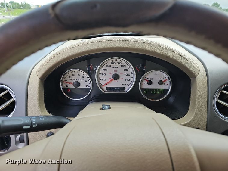 image for item EJ5388 2004 Ford F150 SuperCrew pickup truck