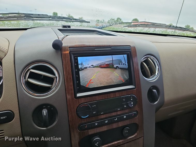 image for item EJ5388 2004 Ford F150 SuperCrew pickup truck