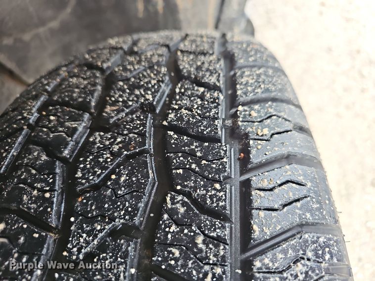 image for item EJ5388 2004 Ford F150 SuperCrew pickup truck