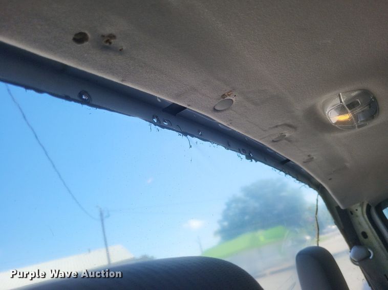 image for item EJ7953 2016 Ford E450 Super Duty van cab and chassis