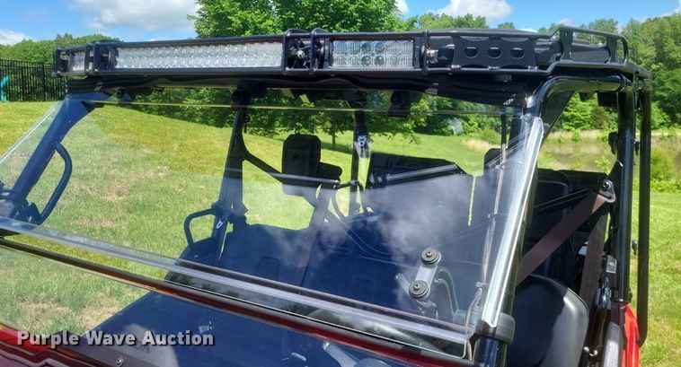 image for item EJ7979 2018 Honda Pioneer 1000-5 utility vehicle