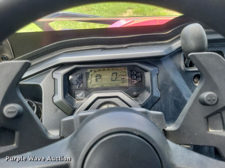 image for item EJ7979 2018 Honda Pioneer 1000-5 utility vehicle