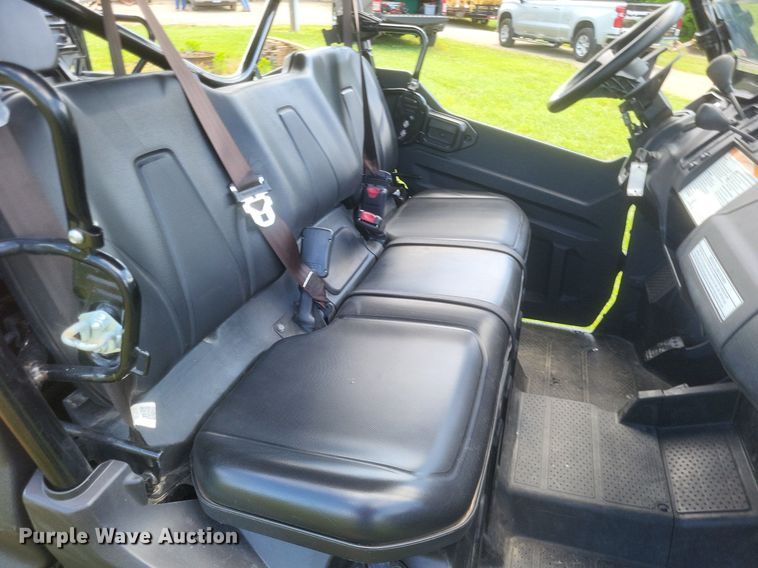 image for item EJ7979 2018 Honda Pioneer 1000-5 utility vehicle