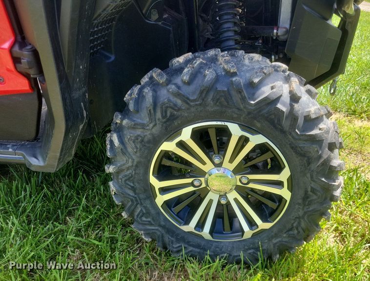 image for item EJ7979 2018 Honda Pioneer 1000-5 utility vehicle