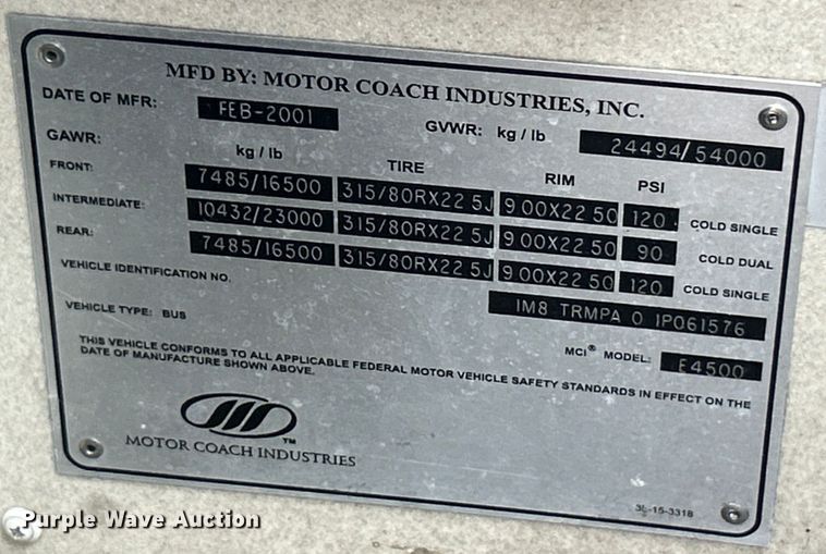 image for item EK4552 2001 MCI E4500 coach bus