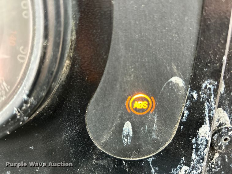 image for item EK4562 2007 Freightliner MT45 delivery truck