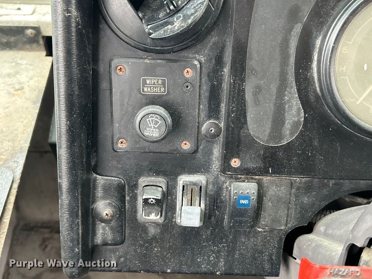 image for item EK4562 2007 Freightliner MT45 delivery truck