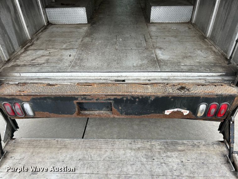 image for item EK4562 2007 Freightliner MT45 delivery truck