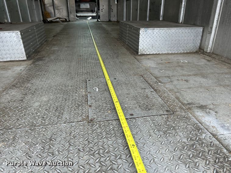 image for item EK4562 2007 Freightliner MT45 delivery truck