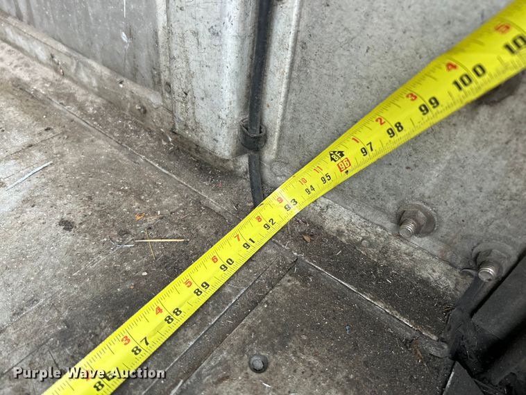 image for item EK4562 2007 Freightliner MT45 delivery truck