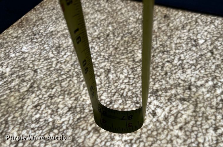 image for item EK4562 2007 Freightliner MT45 delivery truck