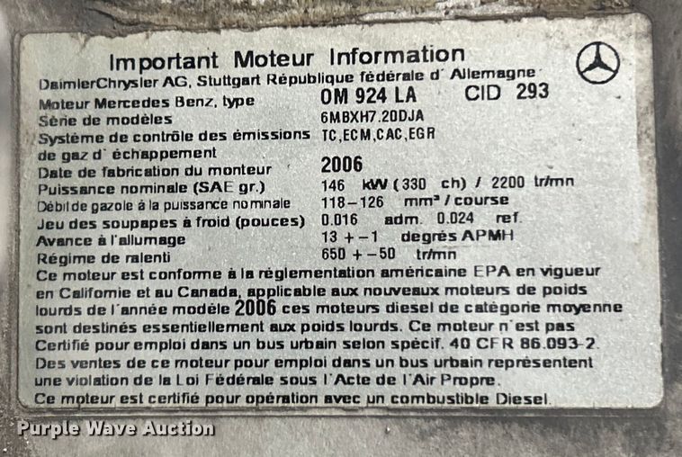 image for item EK4562 2007 Freightliner MT45 delivery truck