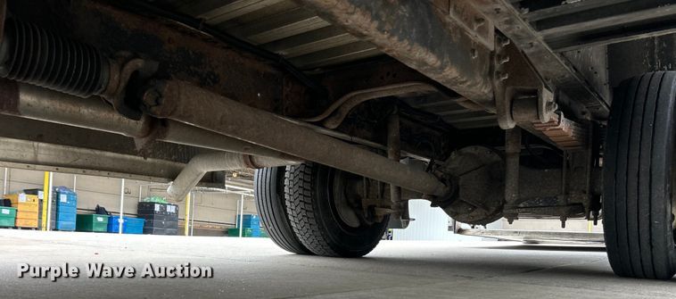 image for item EK4562 2007 Freightliner MT45 delivery truck