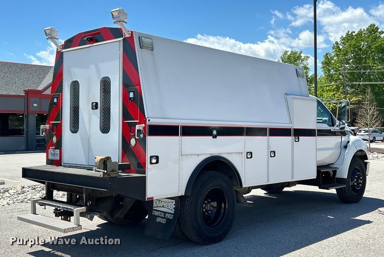 image for item EK4570 2015 Ford F750 Super Duty XL utility / service truck