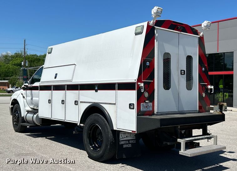 image for item EK4570 2015 Ford F750 Super Duty XL utility / service truck