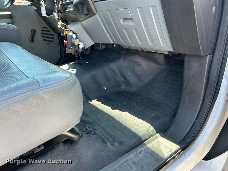 image for item EK4570 2015 Ford F750 Super Duty XL utility / service truck