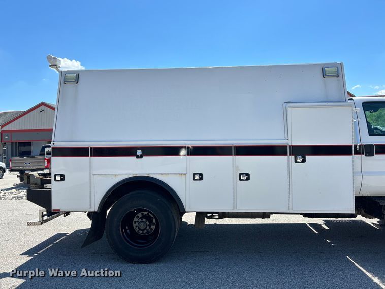 image for item EK4570 2015 Ford F750 Super Duty XL utility / service truck