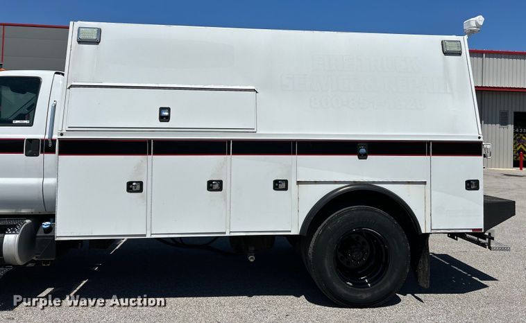 image for item EK4570 2015 Ford F750 Super Duty XL utility / service truck