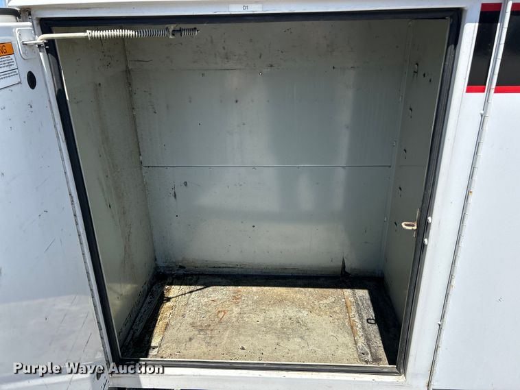 image for item EK4570 2015 Ford F750 Super Duty XL utility / service truck