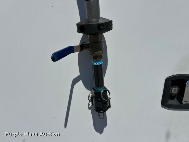 image for item EK4570 2015 Ford F750 Super Duty XL utility / service truck