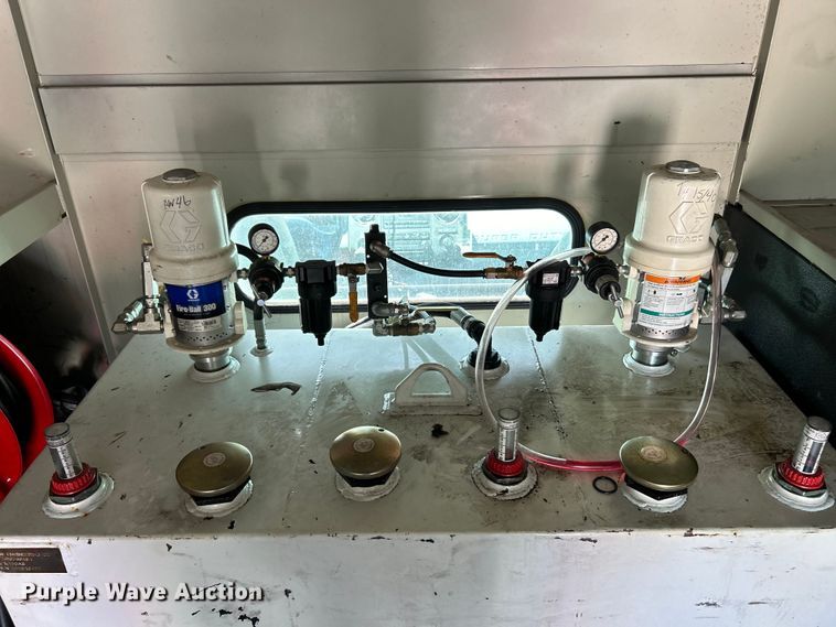 image for item EK4570 2015 Ford F750 Super Duty XL utility / service truck