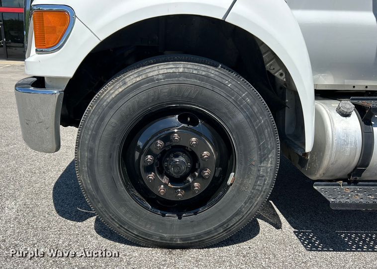 image for item EK4570 2015 Ford F750 Super Duty XL utility / service truck