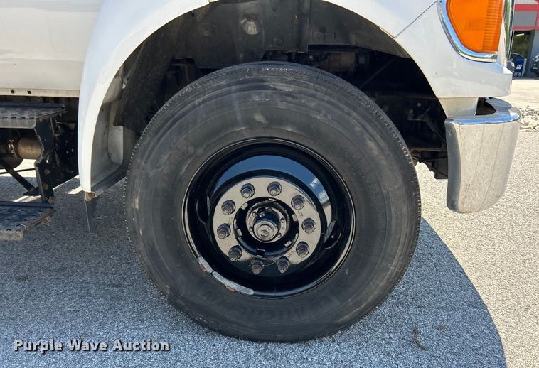 image for item EK4570 2015 Ford F750 Super Duty XL utility / service truck