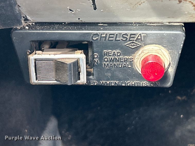 image for item EK4573 2001 Freightliner FL60 rollback truck