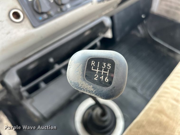 image for item EK4573 2001 Freightliner FL60 rollback truck