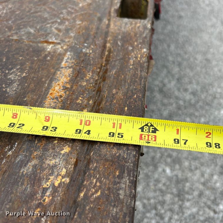 image for item EK4573 2001 Freightliner FL60 rollback truck