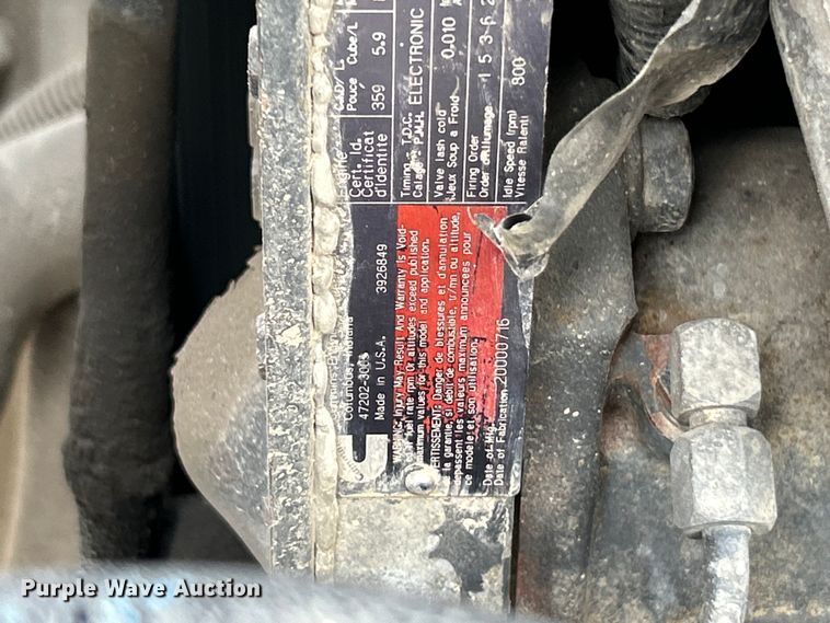 image for item EK4573 2001 Freightliner FL60 rollback truck