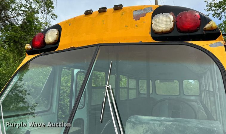 image for item EK4574 1975 Ford school bus