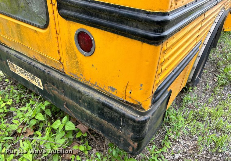 image for item EK4574 1975 Ford school bus