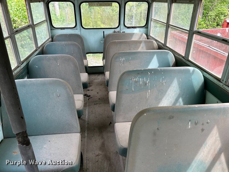 image for item EK4574 1975 Ford school bus